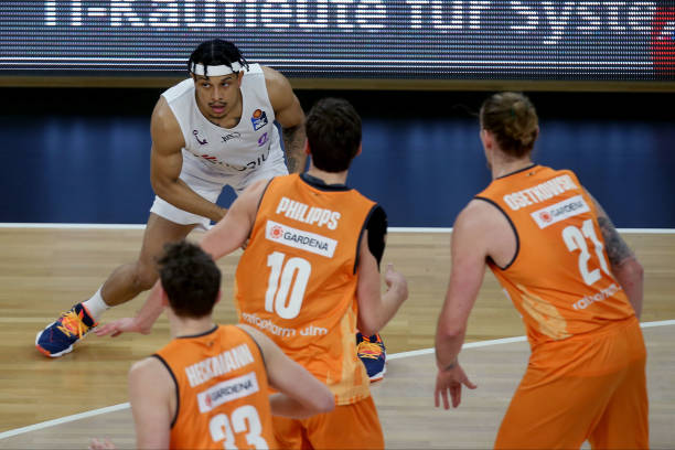 想的跳板 想的跳板